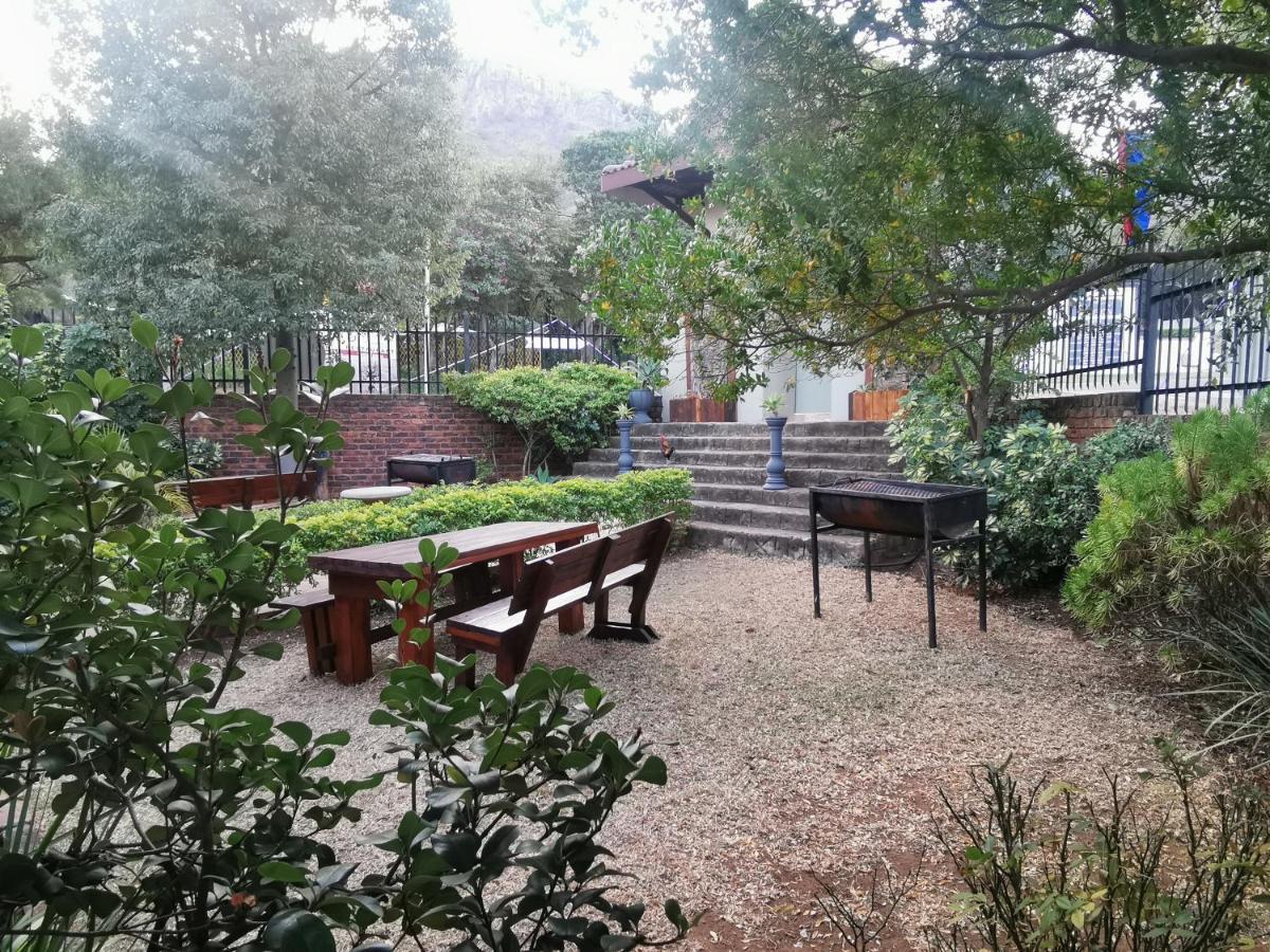 Sun Deck Lodge Хартбиспурт Экстерьер фото