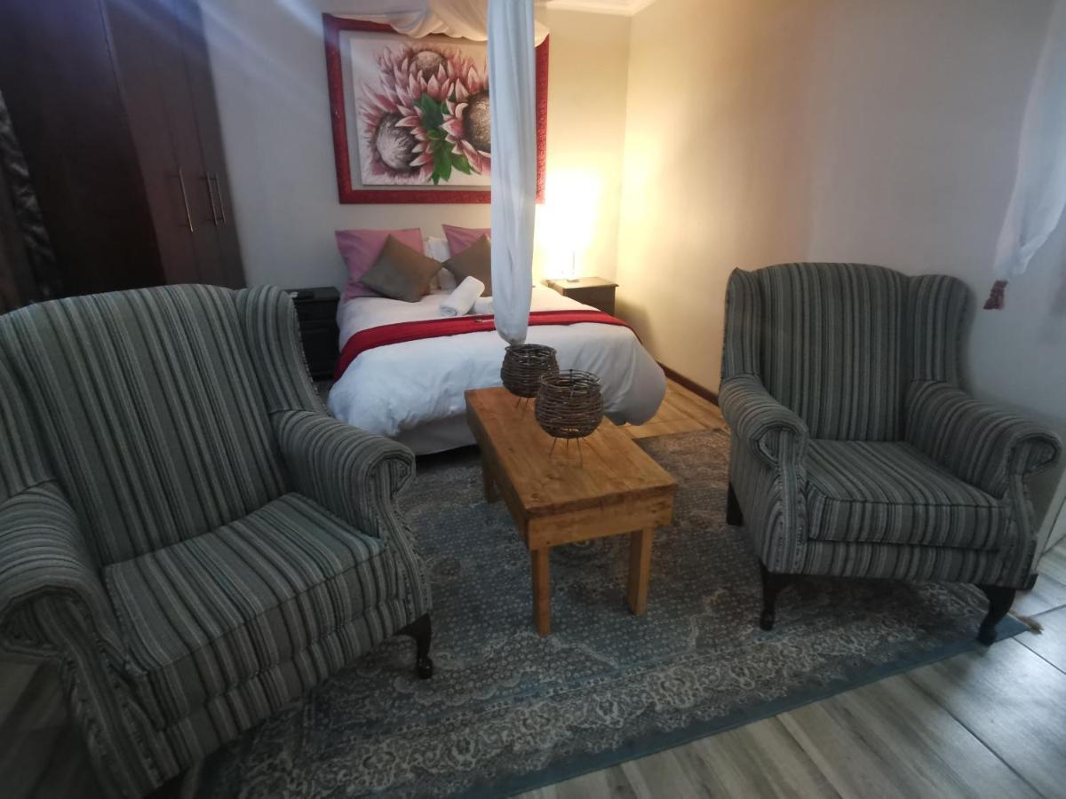 Sun Deck Lodge Хартбиспурт Экстерьер фото
