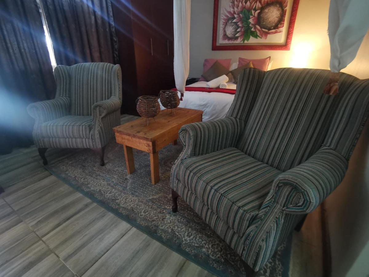 Sun Deck Lodge Хартбиспурт Экстерьер фото